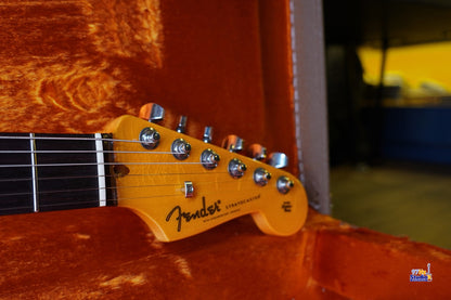 Đầu cần Fender American Ultra Stratocaster HSS
